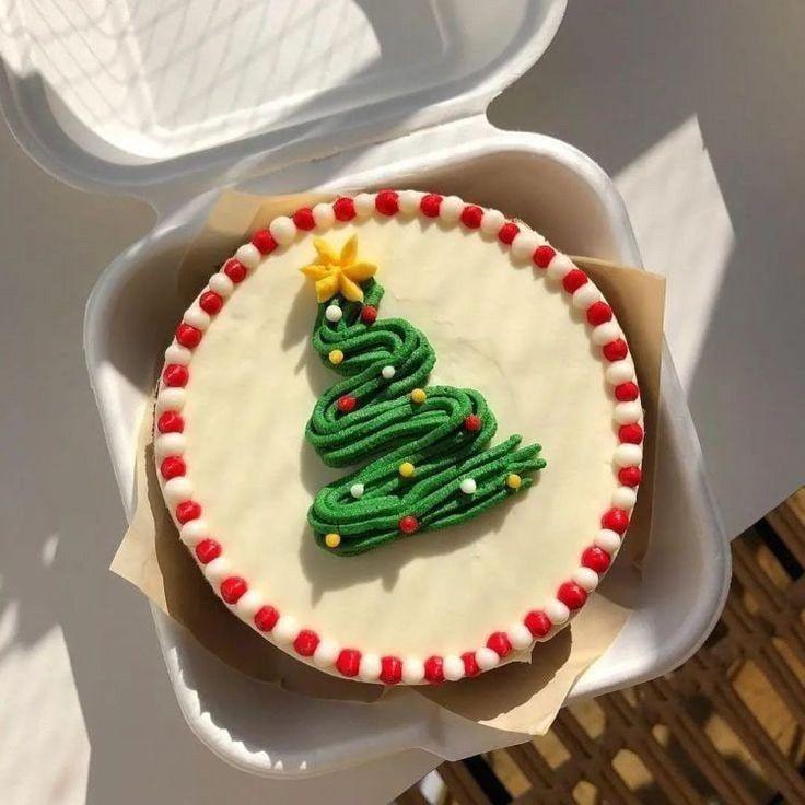 Christmas Tree Bento Cake 🎄🧁